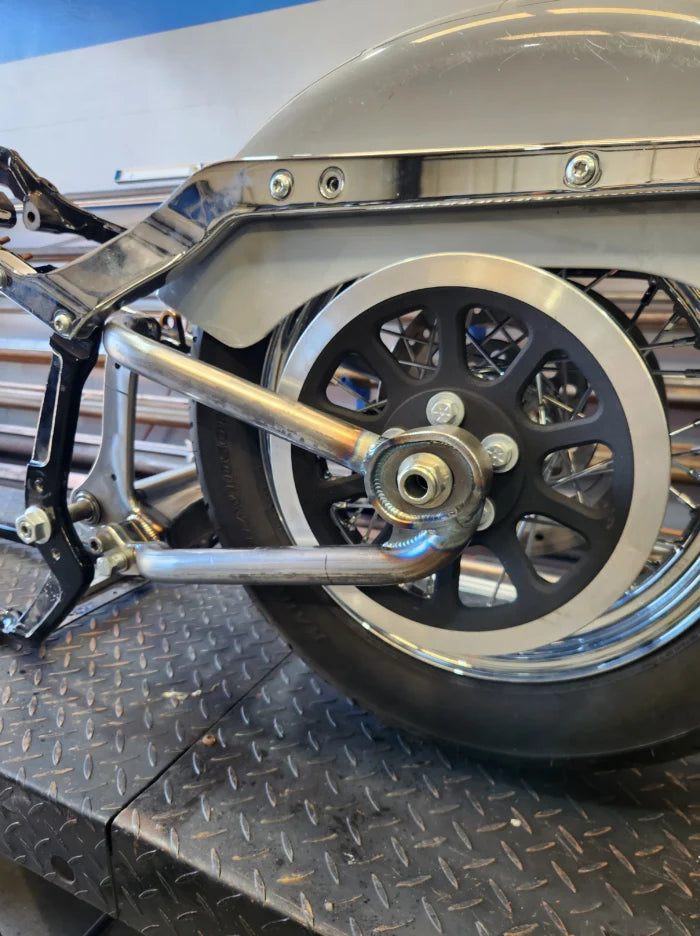 AFK Softail M8 Lay Frame Swingarm quantity