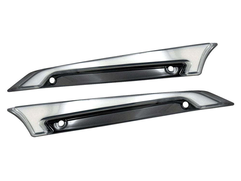 LED FusionFX Windshield Trim – Smoke Lens, Chrome Housing. With Amber Turn, White Run. Fits Road Glide 2015-2023