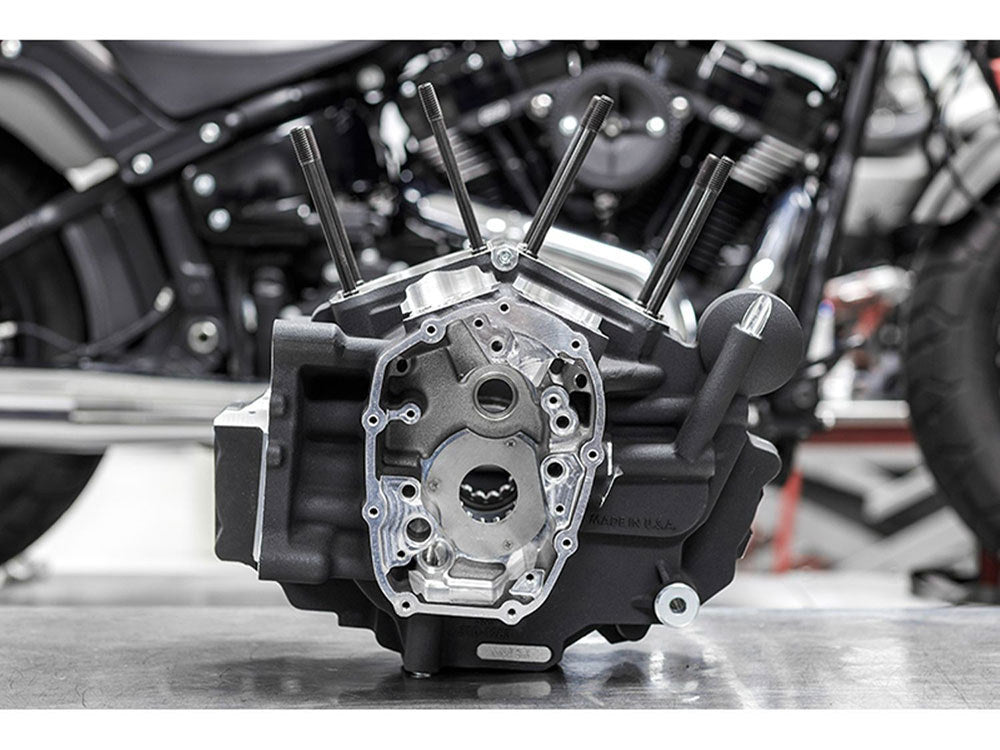 Crankcase Assembly with 4-1/2in. Bore – Black. Fits Softail 2018up