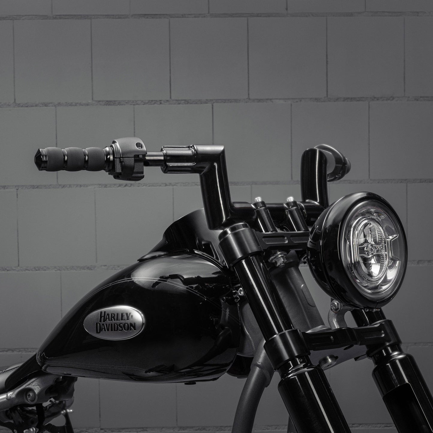 Killer Bull 2" Fat Bars ? Built for Harleys with 1.25" Risers