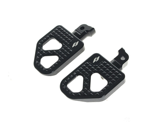 Max Lean Mini Rider Floorboards – Black. Fits Front on Indian Chief Dark Horse, Chief Bobber Dark Horse 2022up & Scout 2015up