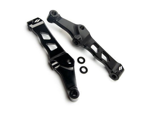 108mm Left and Right Front Radial Caliper Mounts – Black. Sold as a Pair. Fits Big Twin 2000up