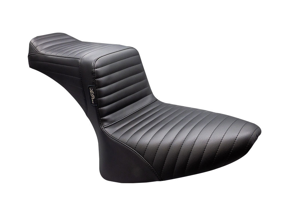 TailWhip Dual Seat – Pleated. Fits Softail 1984-1999.