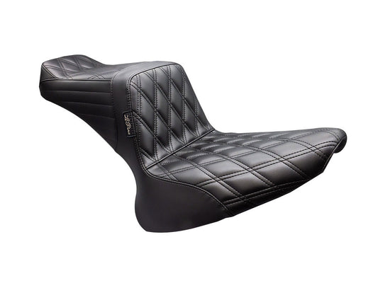 TailWhip Dual Seat – Double Diamond. Fits Softail 2000-2017 with 130 or 150 OEM Rear Tyre.