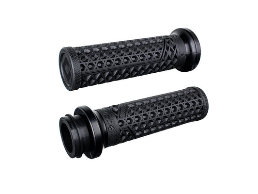 Vans Signature Lock-On Handgrips – Black/Black. Fits Indian Touring 2018up.