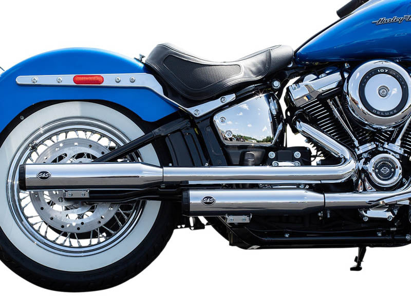 3-1/2in. Grand National Slip-On Mufflers – Chrome with Black End Caps. Fits Heritage Classic 2018-2024 & Deluxe 2018-2020
