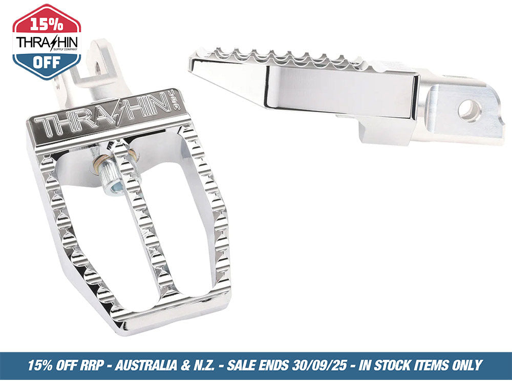 Militant Footpegs – Chrome. Fits Softail 2018up Front Rider