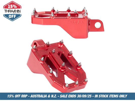 Aggressor Footpegs – Red.